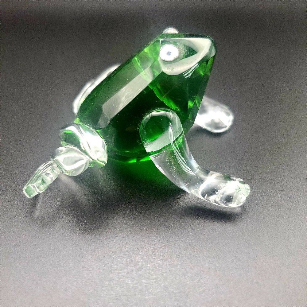 VTG Miniature Glass Frog Figurine Faceted Art Glass Sitting Display Plant Decor